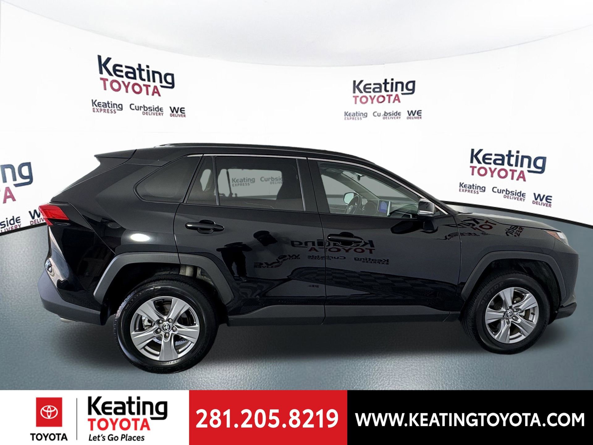 Certified 2025 Toyota RAV4 XLE FWD image 5