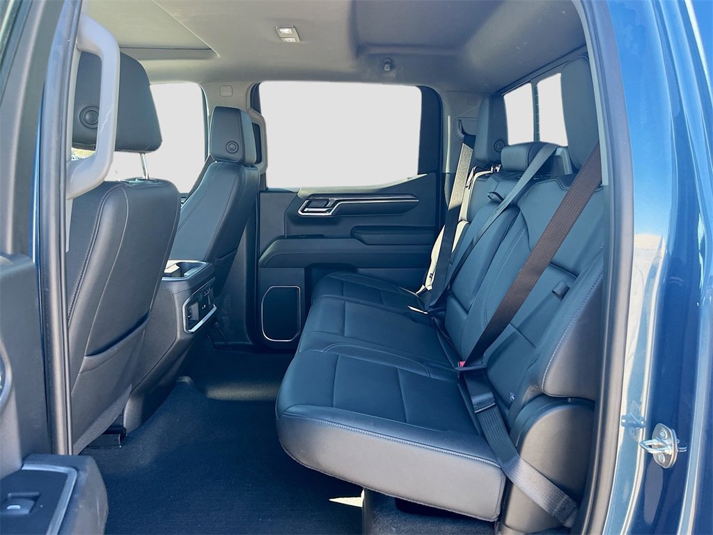 Used 2024 Chevrolet Silverado 1500 LTZ w/ LTZ Premium Package image 26