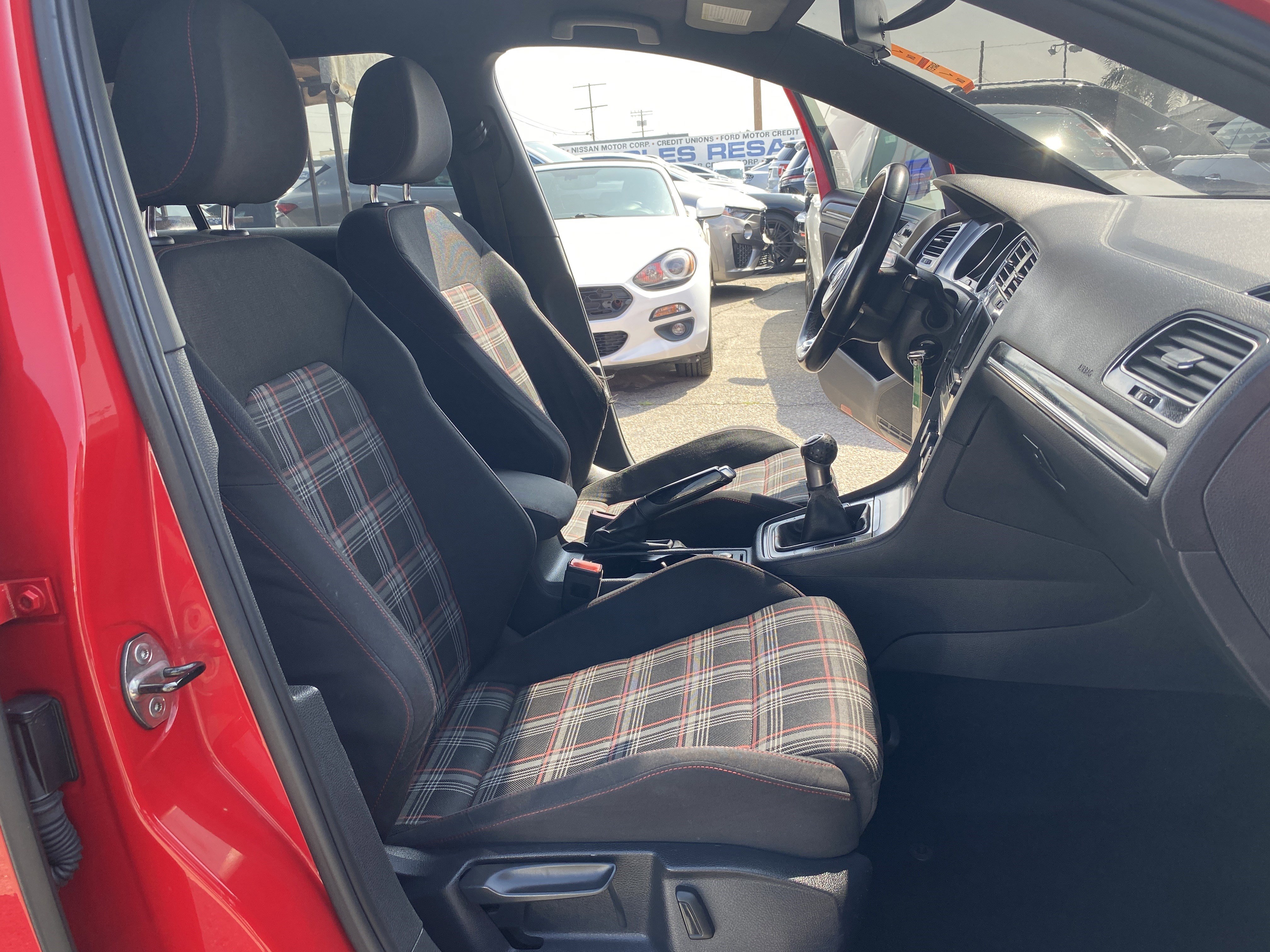 Used 2016 Volkswagen GTI S image 25