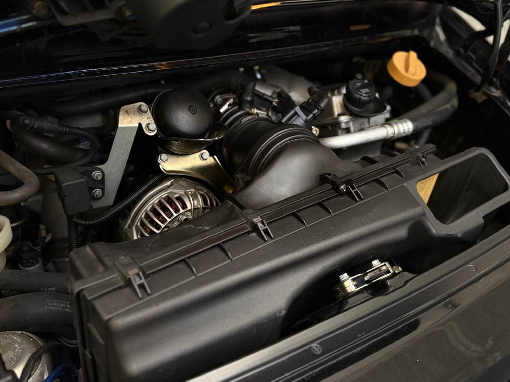 Used 2004 Porsche 911 GT3 RWD image 51