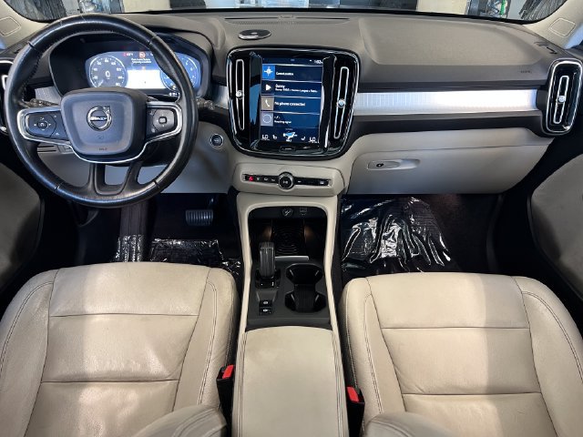 Used 2019 Volvo XC40 T5 Momentum AWD/4WD image 43