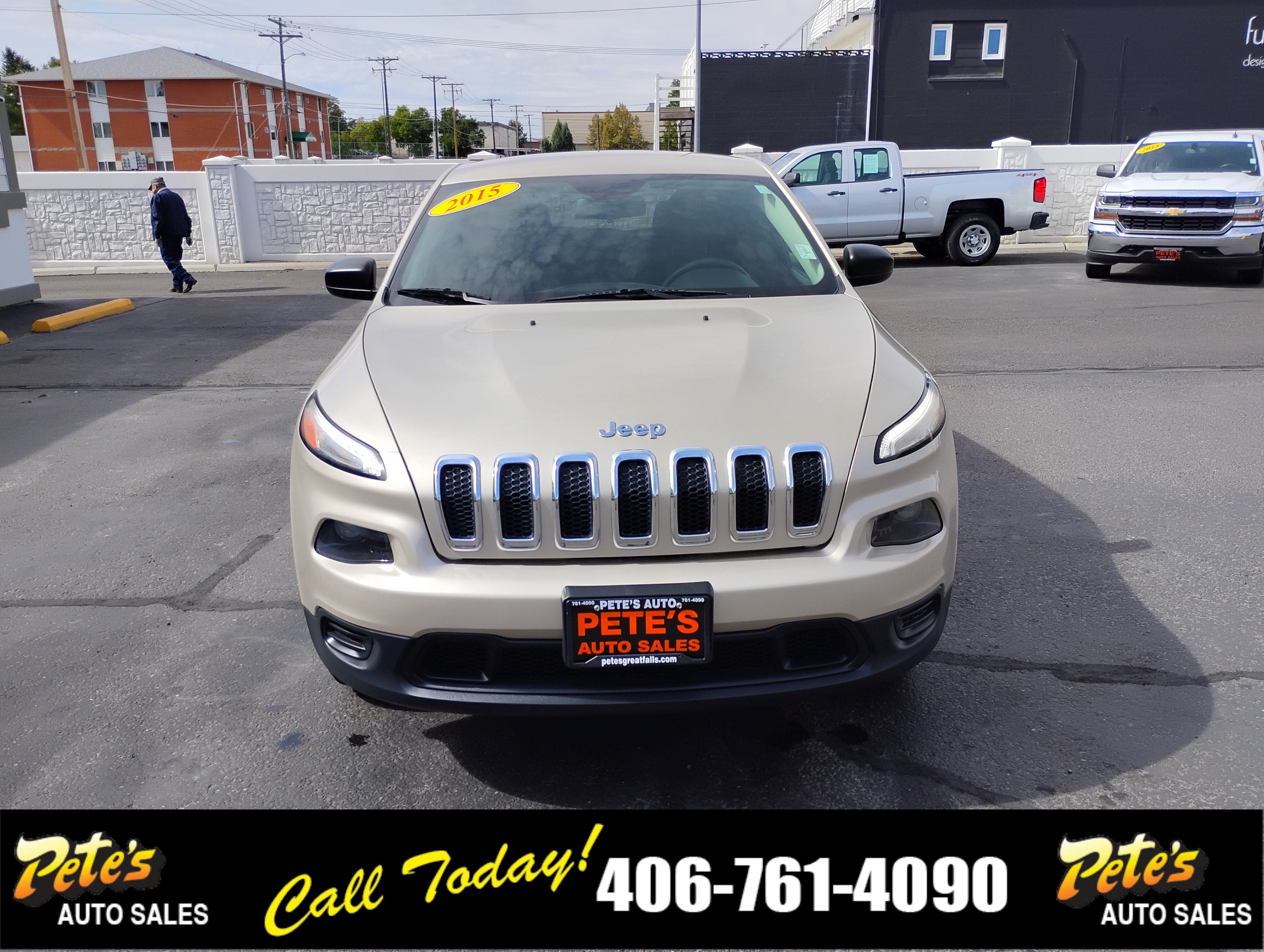 Used 2015 Jeep Cherokee Sport AWD/4WD image 10