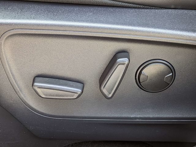 Used 2025 Ford Escape SE FWD image 22