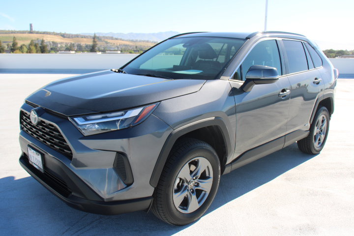 Certified 2024 Toyota RAV4 XLE w/ Convenience Package image 6