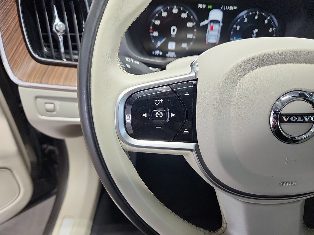 Used 2020 Volvo XC60 T6 Inscription AWD/4WD image 21