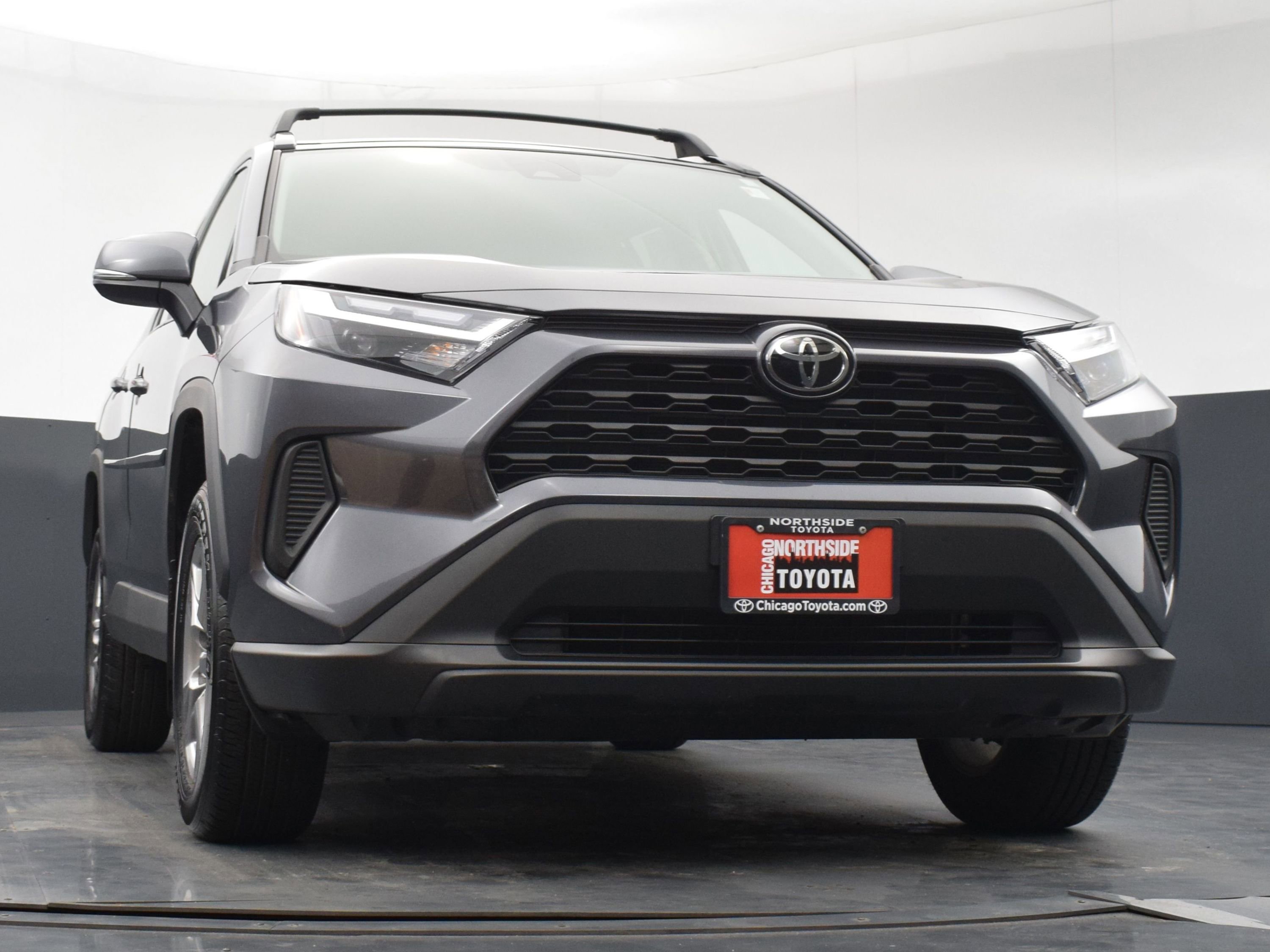 Used 2025 Toyota RAV4 XLE AWD/4WD image 28
