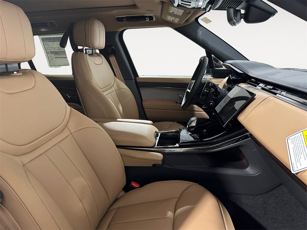 New 2025 Land Rover Range Rover Sport SE image 15