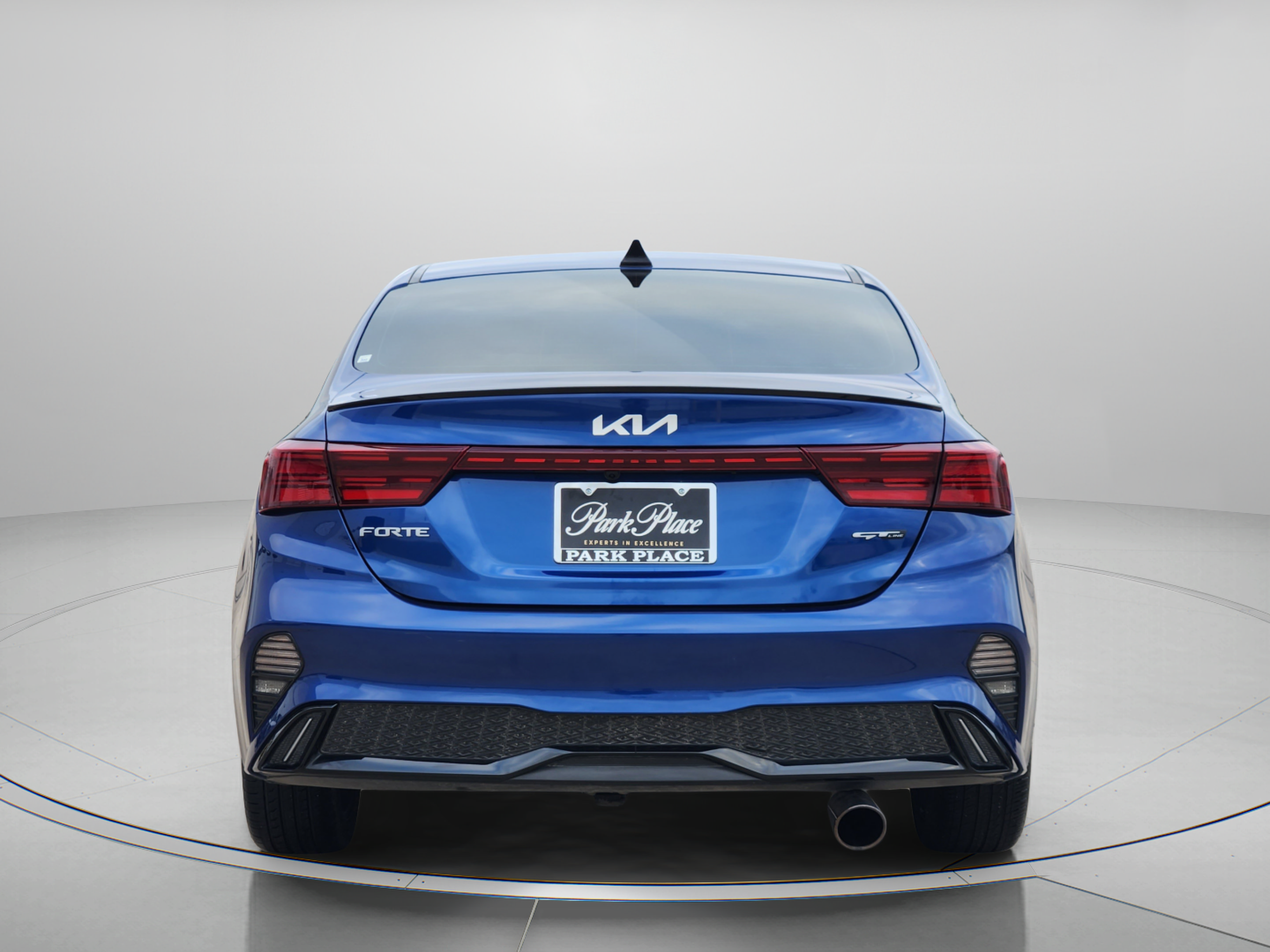 Used 2024 Kia Forte GT-Line FWD image 4