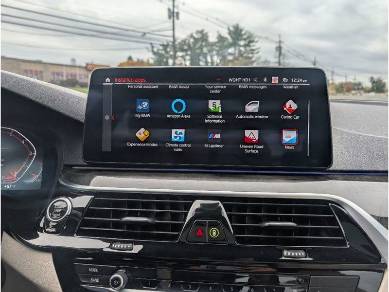 Used 2022 BMW 530i xDrive w/ M Sport Package image 29