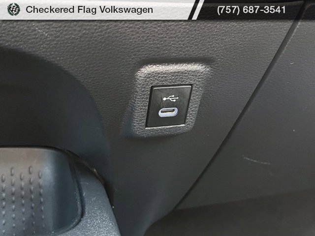 Used 2024 Toyota Corolla LE image 37