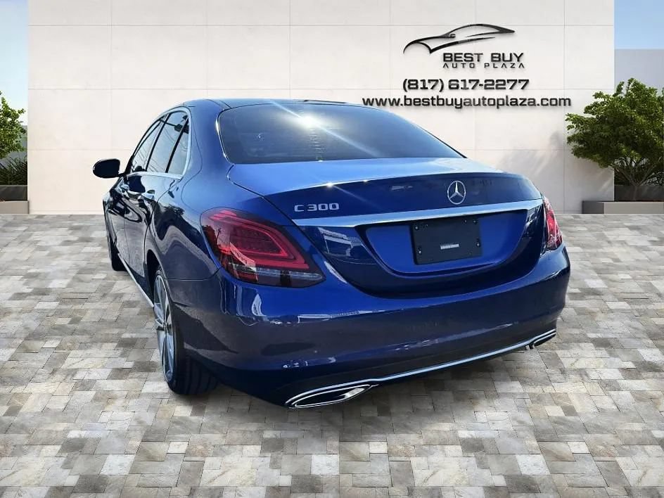 Used 2021 Mercedes-Benz C 300 Sedan image 4