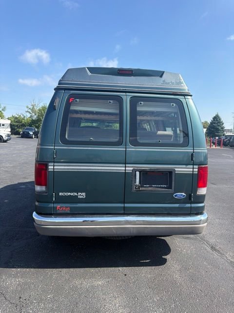 Used 1995 Ford E-150 and Econoline 150 RWD image 6
