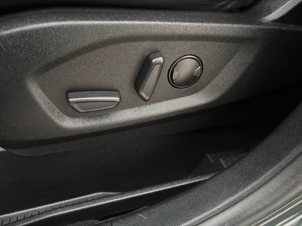 Used 2024 Ford Edge SEL w/ Convenience Package image 24