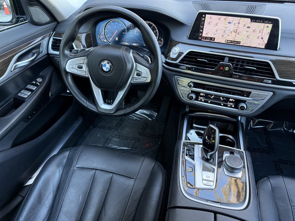Used 2019 BMW 740i xDrive image 24