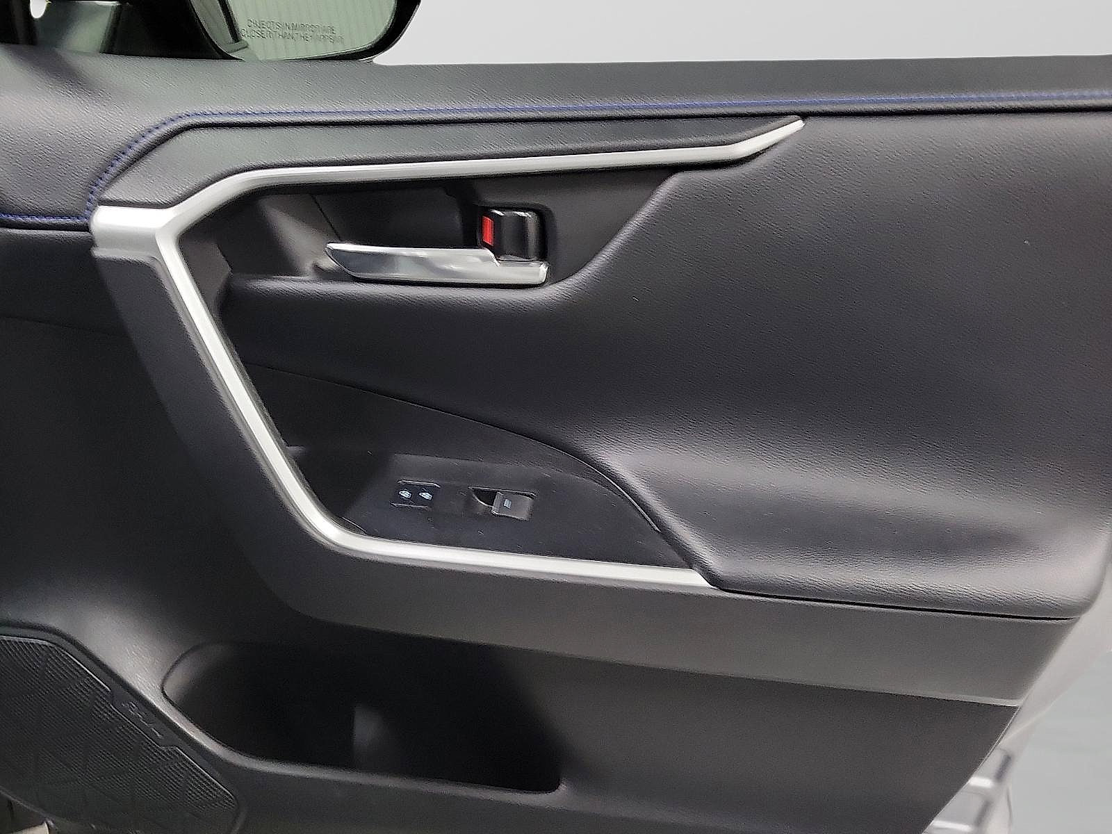 Used 2023 Toyota RAV4 XSE image 16