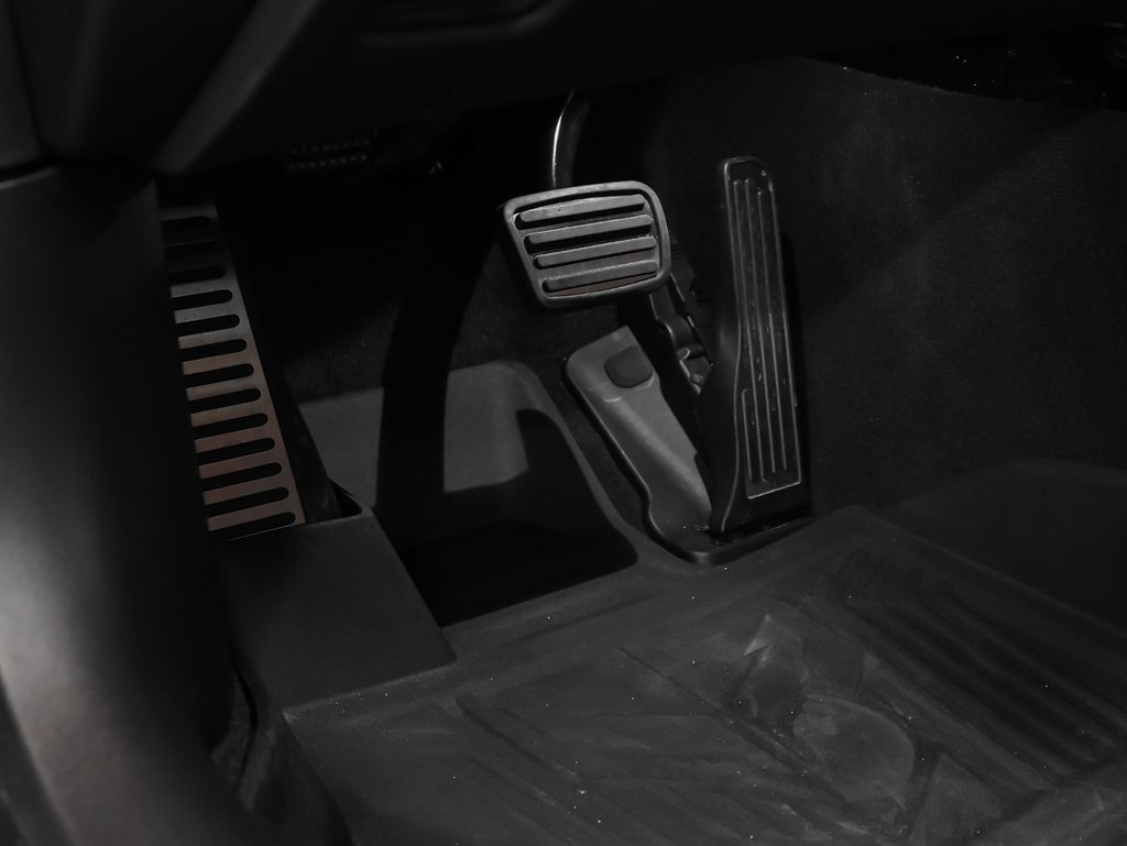 Used 2025 Chevrolet Corvette Z06 image 43