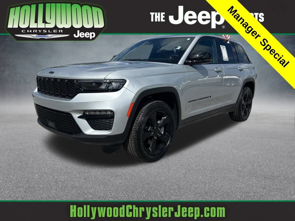 Certified 2025 Jeep Grand Cherokee Limited w/ Black Appearance Package
