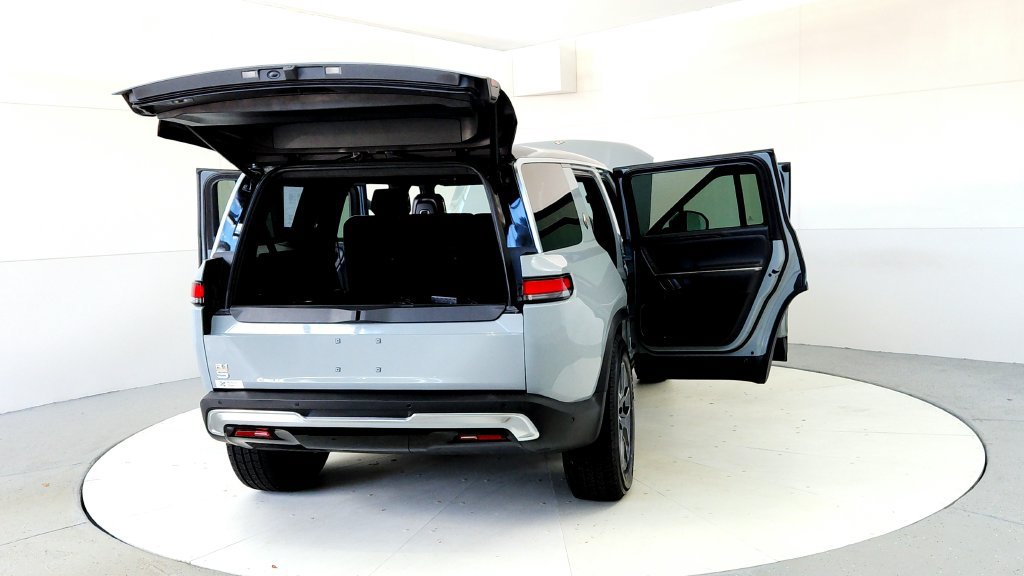 Used 2023 Rivian R1S Adventure Quad AWD/4WD image 11