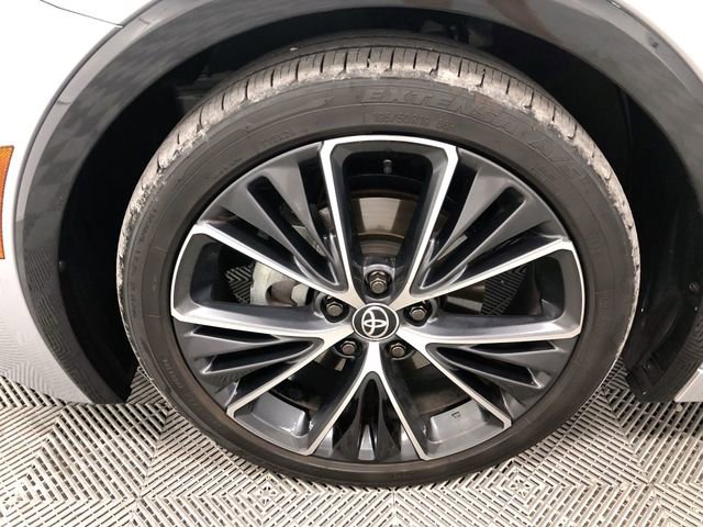 Used 2024 Toyota Prius XLE AWD/4WD image 29