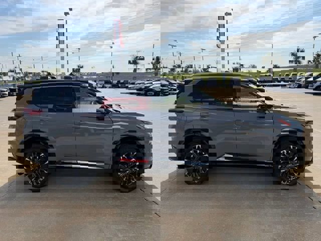 Used 2025 Nissan Rogue Platinum w/ Platinum Premium Package image 6