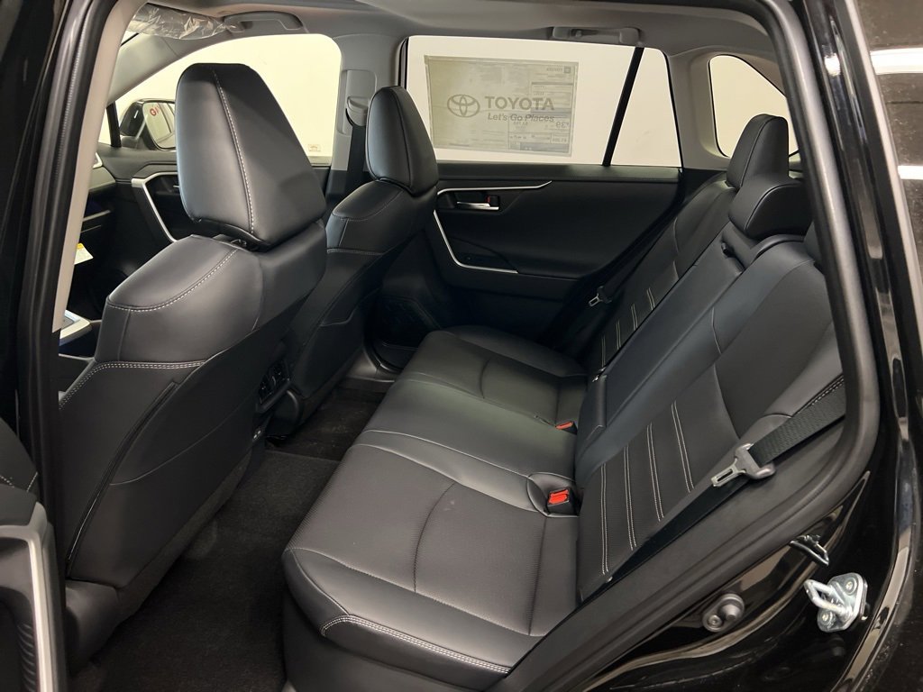 New 2025 Toyota RAV4 Limited image 7