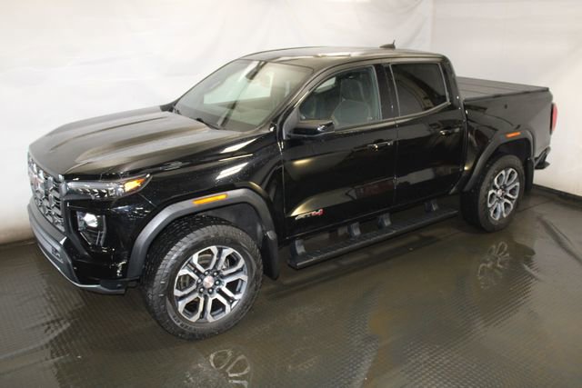 Used 2023 GMC Canyon AT4 w/ Technology Package AWD/4WD image 2