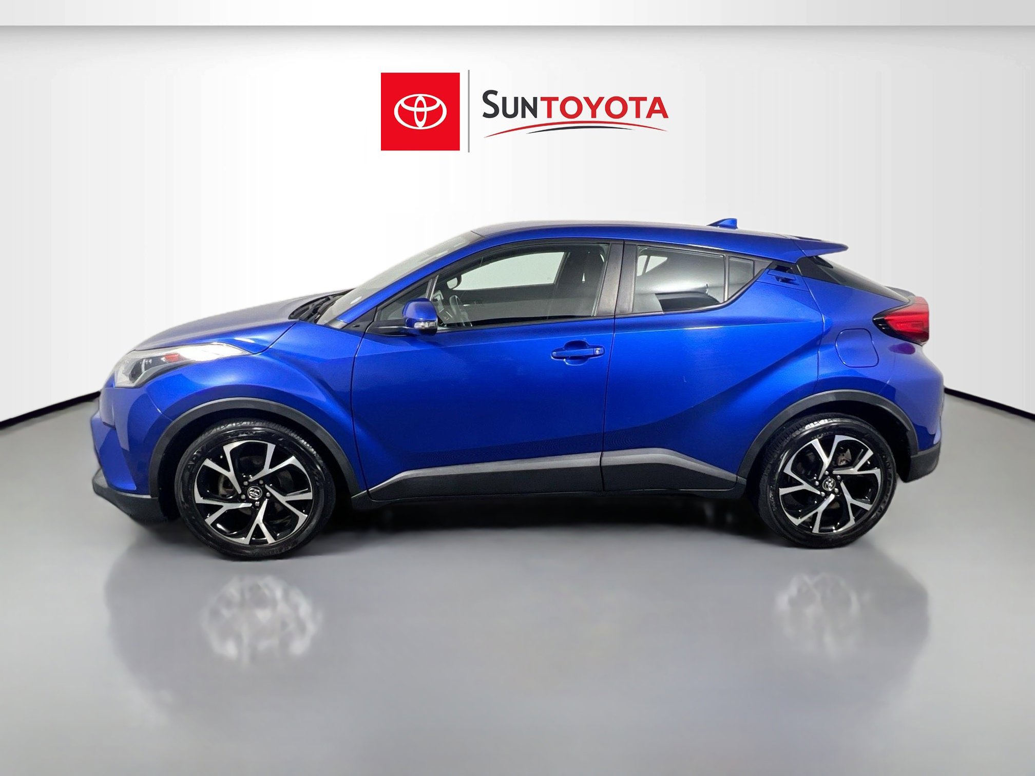 Used 2018 Toyota C-HR XLE image 7