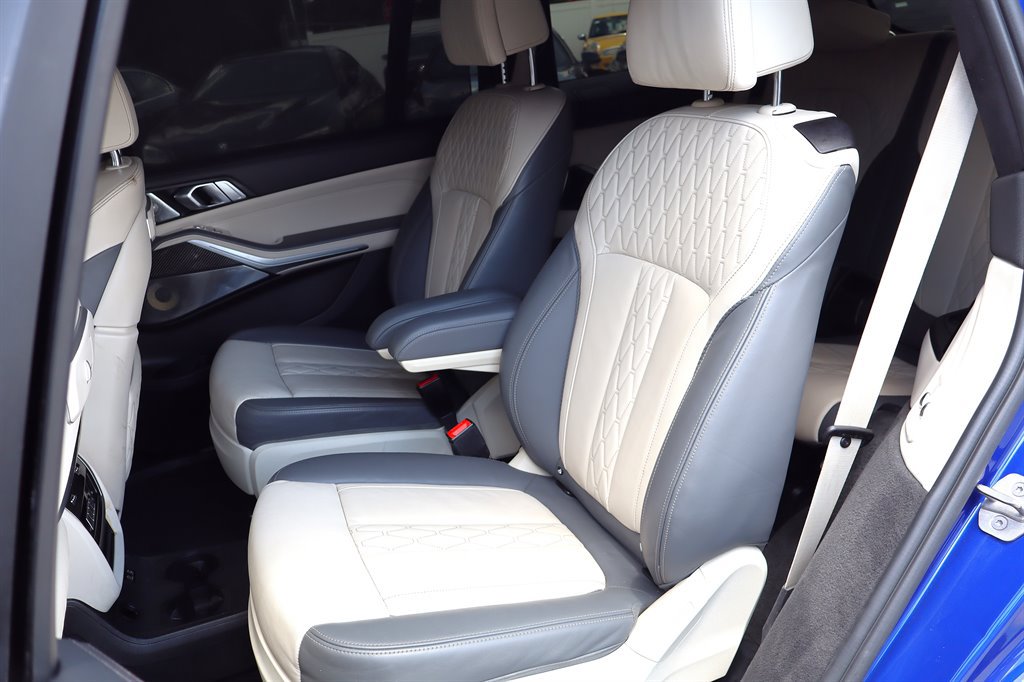 Used 2023 BMW X7 M60i w/ Executive Package AWD/4WD image 26
