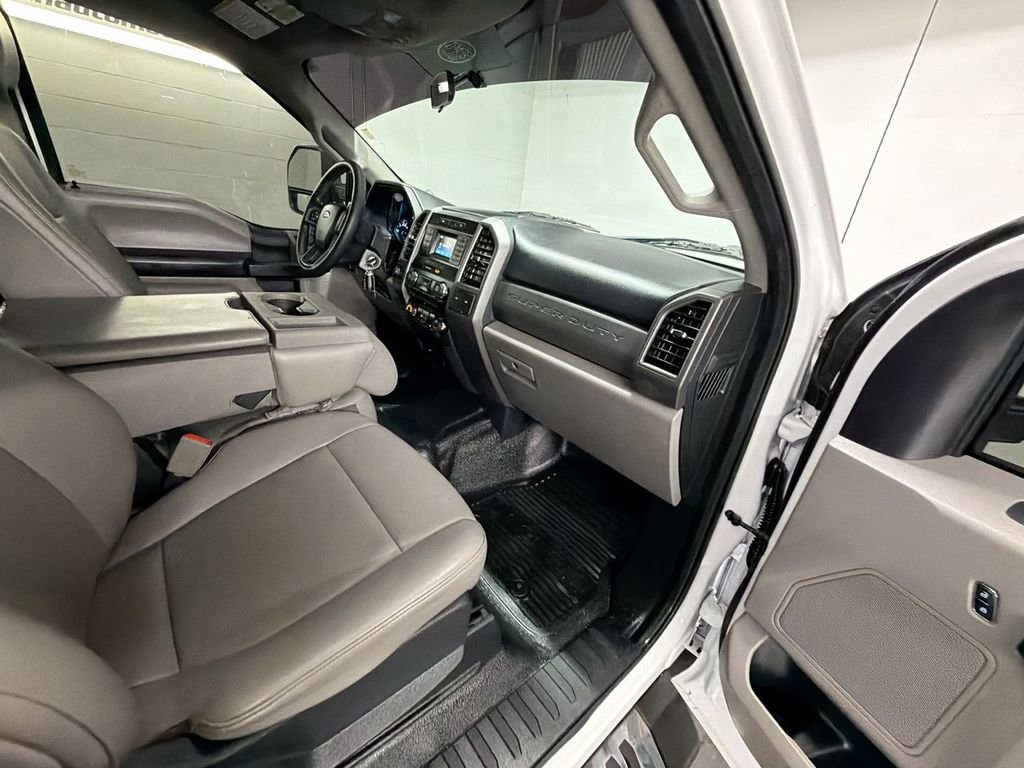 Used 2018 Ford F250 XL w/ STX Appearance Package AWD/4WD image 24