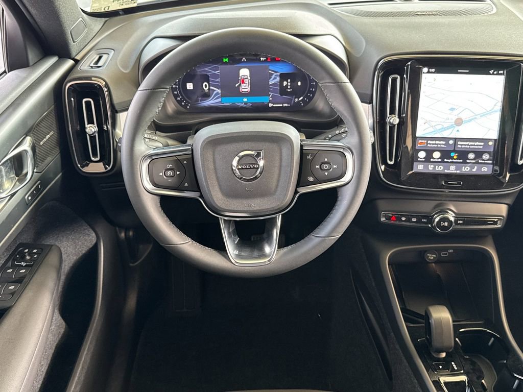 New 2026 Volvo XC40 B5 Ultra w/ Climate Package image 13