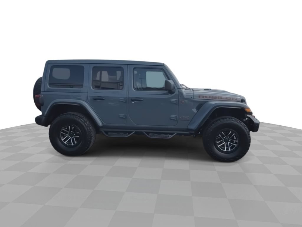 Used 2025 Jeep Wrangler Unlimited Rubicon AWD/4WD image 9