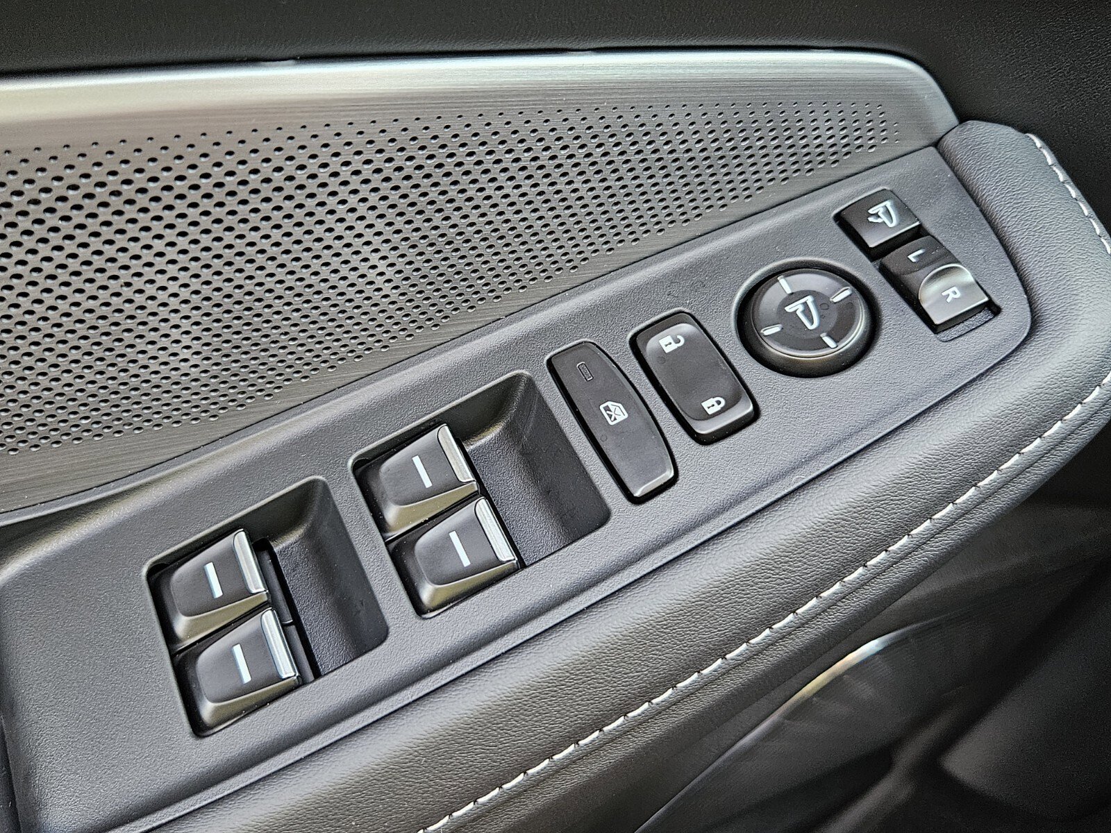 New 2026 Acura MDX FWD w/ Technology Package image 38