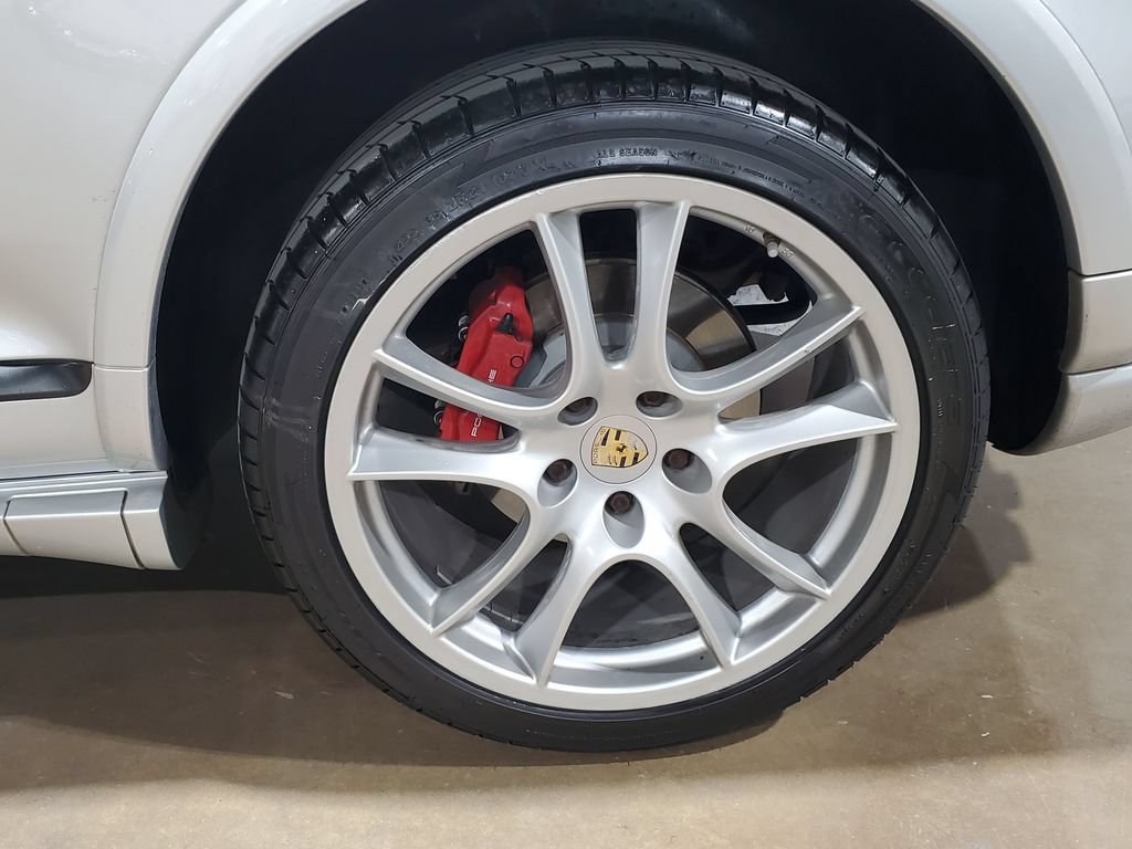 Used 2009 Porsche Cayenne GTS AWD/4WD image 35