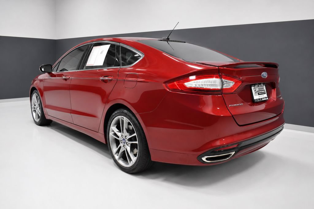 Used 2016 Ford Fusion Titanium FWD image 3