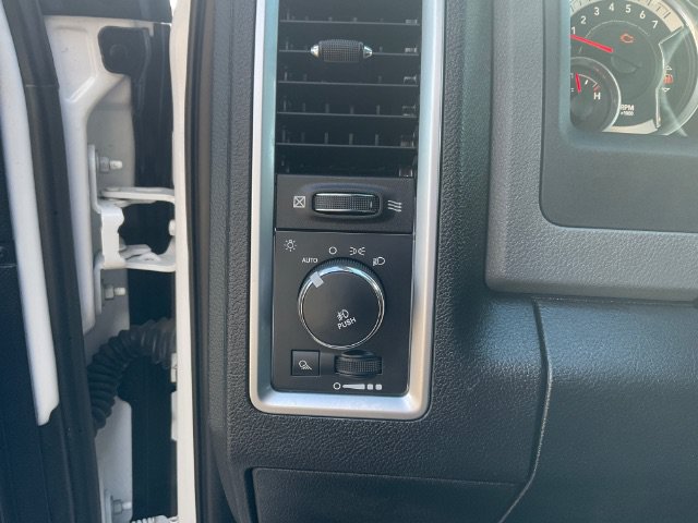Used 2016 RAM 1500 Big Horn AWD/4WD image 23