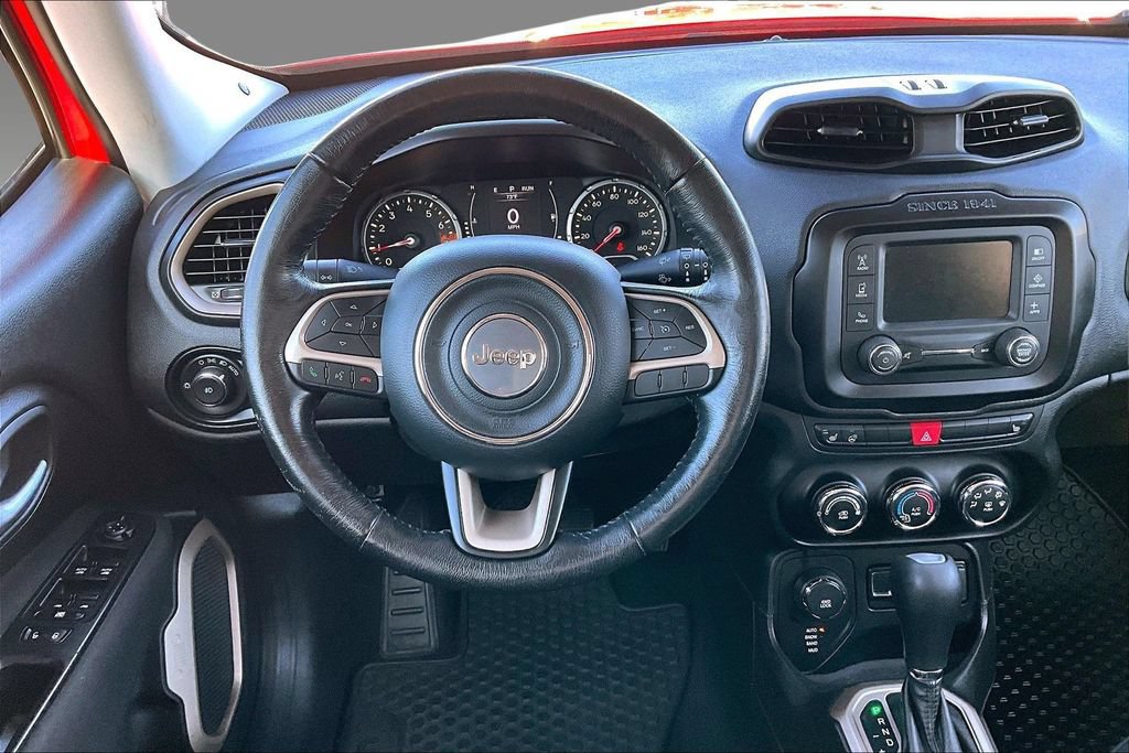 Used 2017 Jeep Renegade Latitude w/ Cold Weather Group AWD/4WD image 2