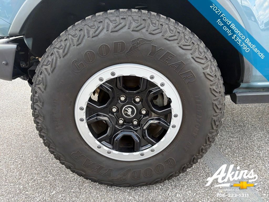 Used 2021 Ford Bronco Badlands image 13