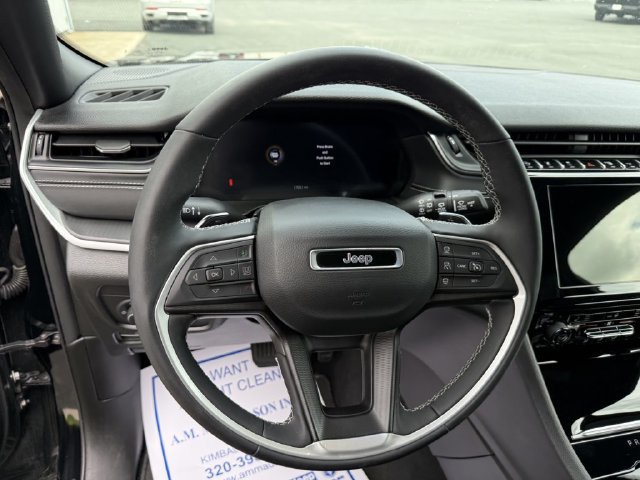 Used 2024 Jeep Grand Cherokee Altitude AWD/4WD image 21