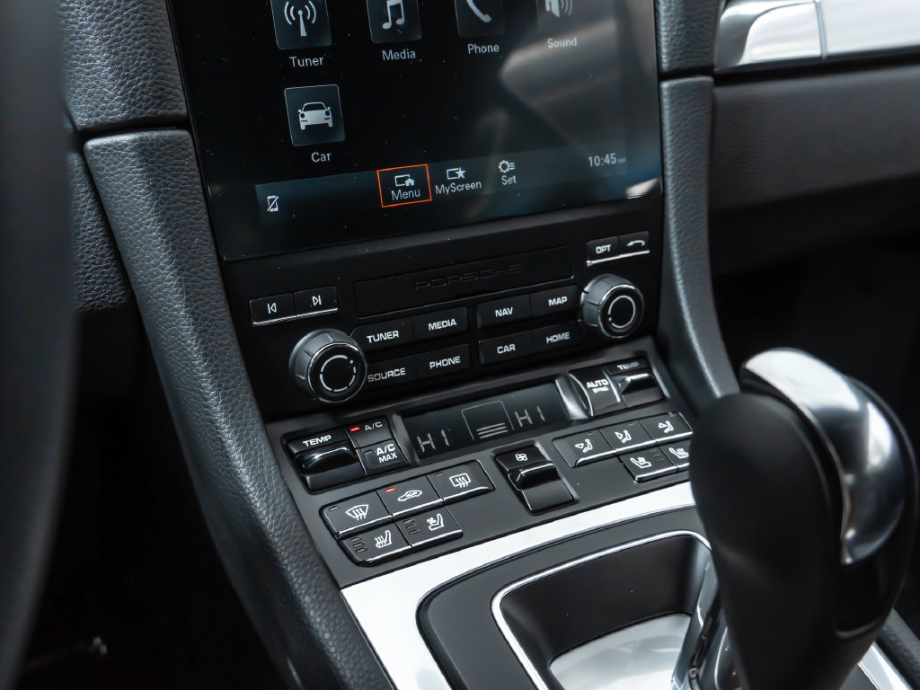 Used 2025 Porsche 718 Cayman RWD image 17