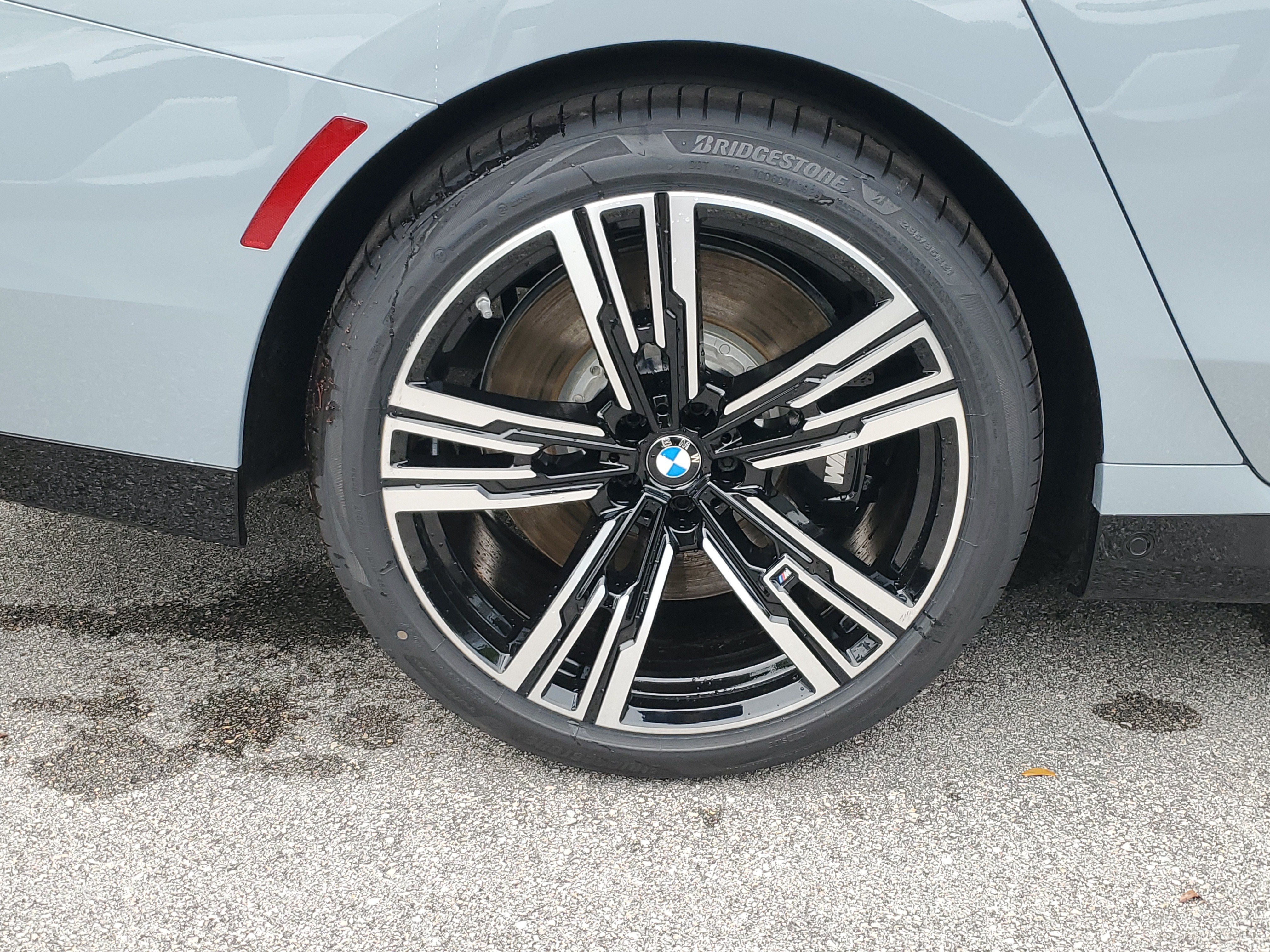 New 2026 BMW 760i xDrive w/ Executive Package AWD/4WD image 5