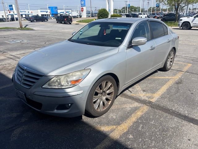 Used 2009 Hyundai Genesis 3.8 w/ Technology Pkg 4 RWD image 1