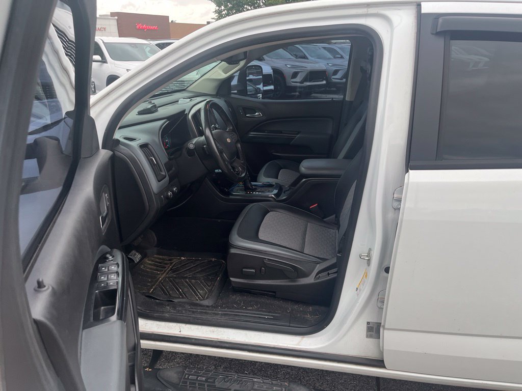 Used 2019 Chevrolet Colorado Z71 AWD/4WD image 6