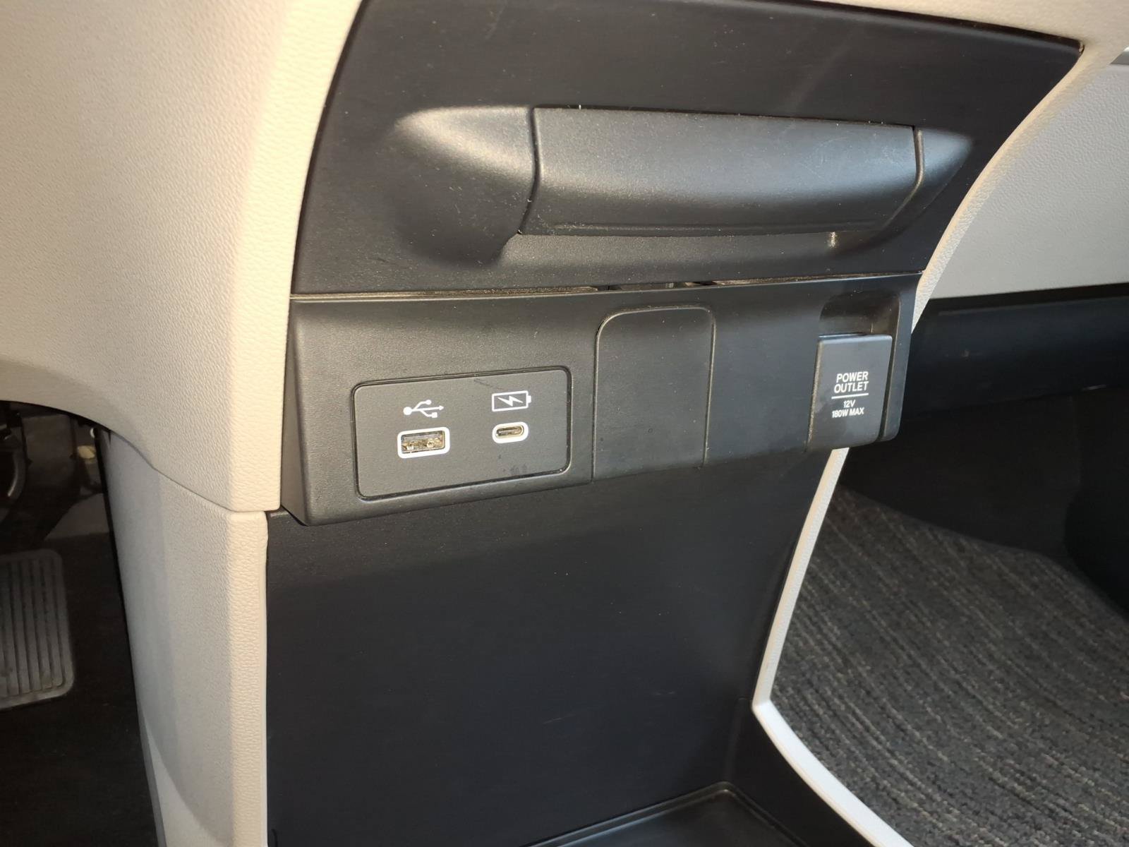 Certified 2025 Honda Odyssey EX-L image 19