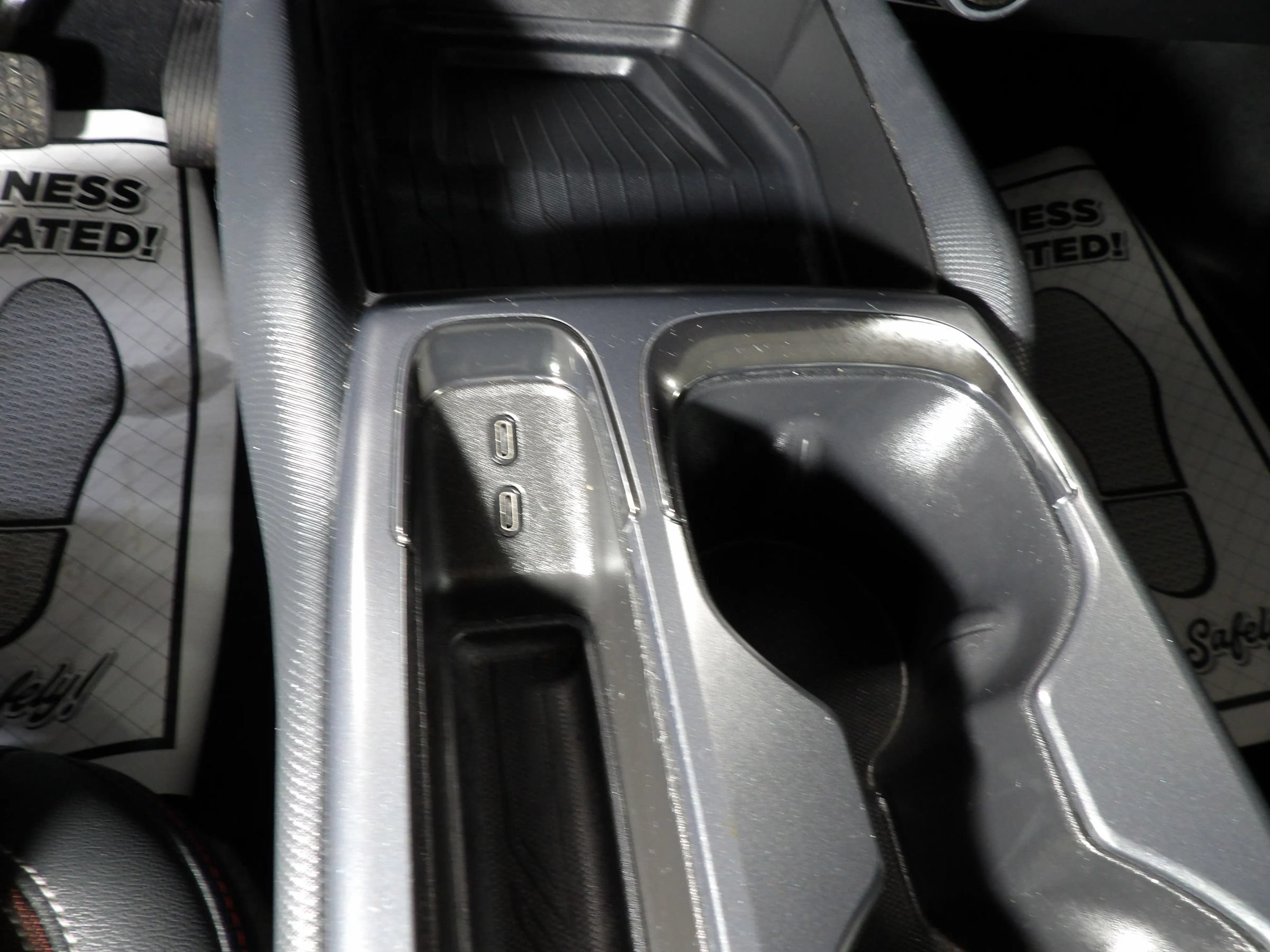 Used 2024 Chevrolet Equinox EV RS FWD image 22
