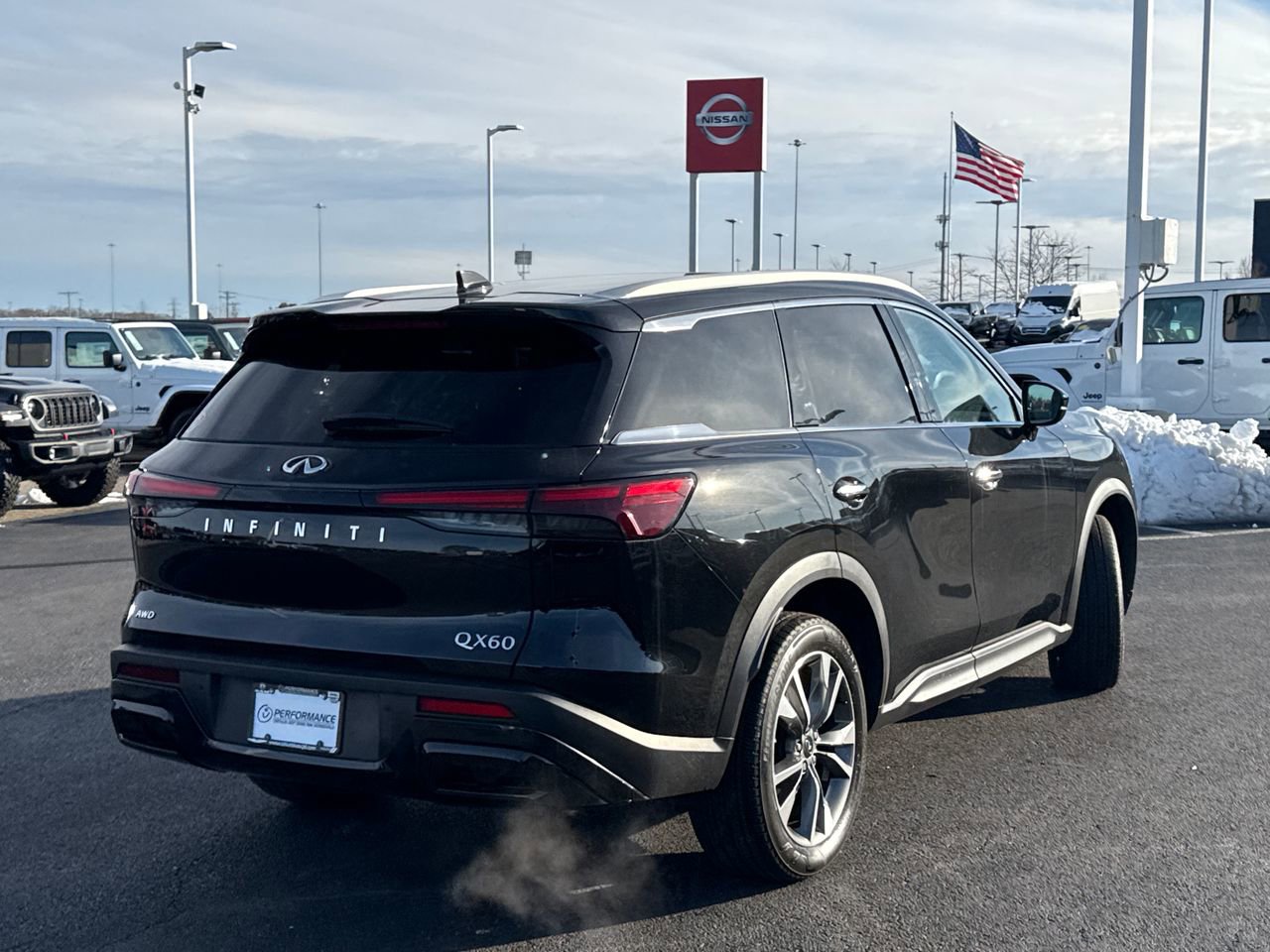 Used 2023 INFINITI QX60 Luxe image 3