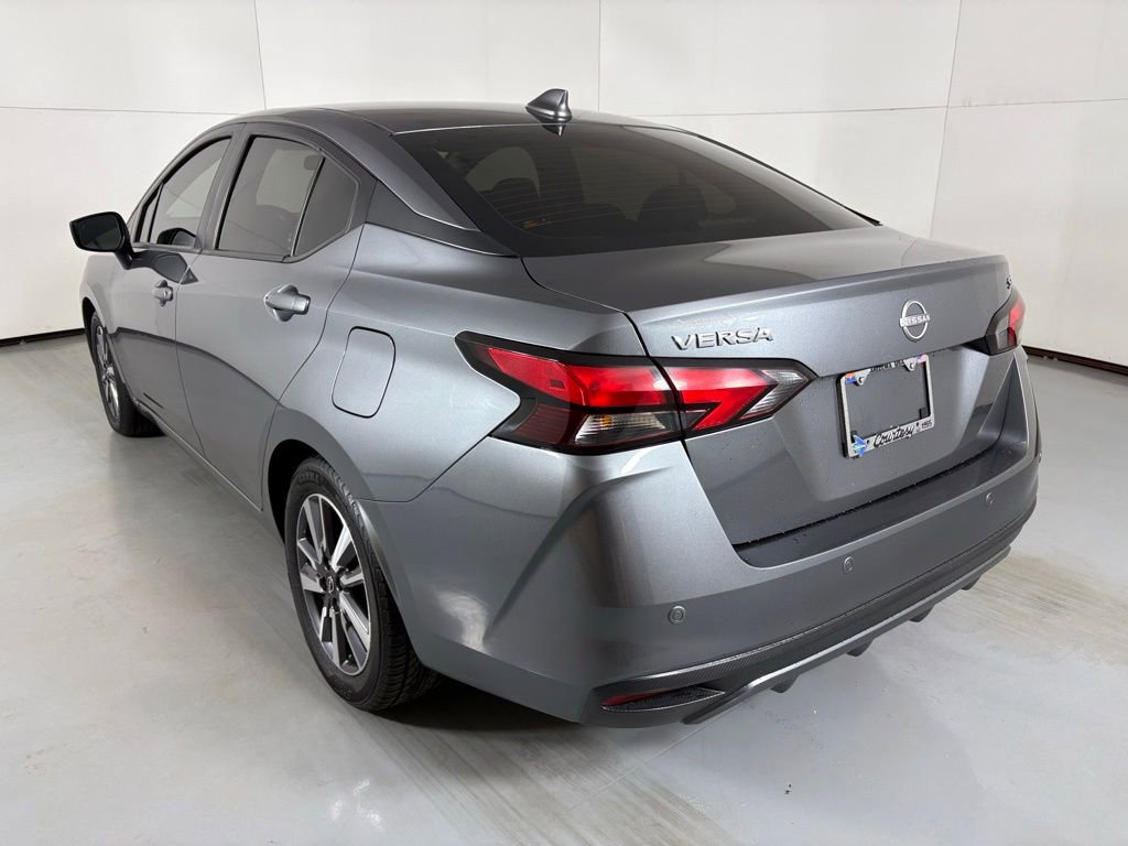 Used 2023 Nissan Versa SV image 6