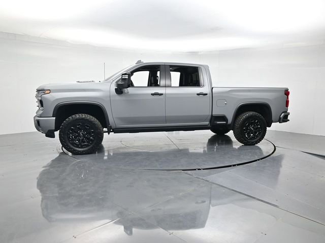 Used 2024 Chevrolet Silverado 2500 LTZ w/ LTZ Plus Package image 6