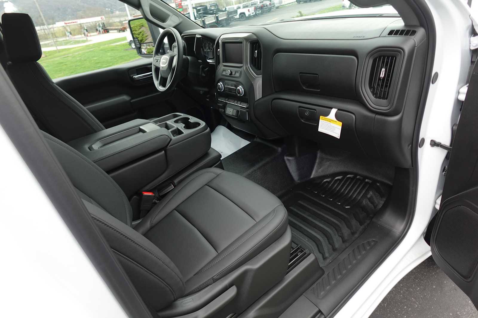 New 2026 GMC Sierra 3500 Pro w/ Convenience Package RWD image 30