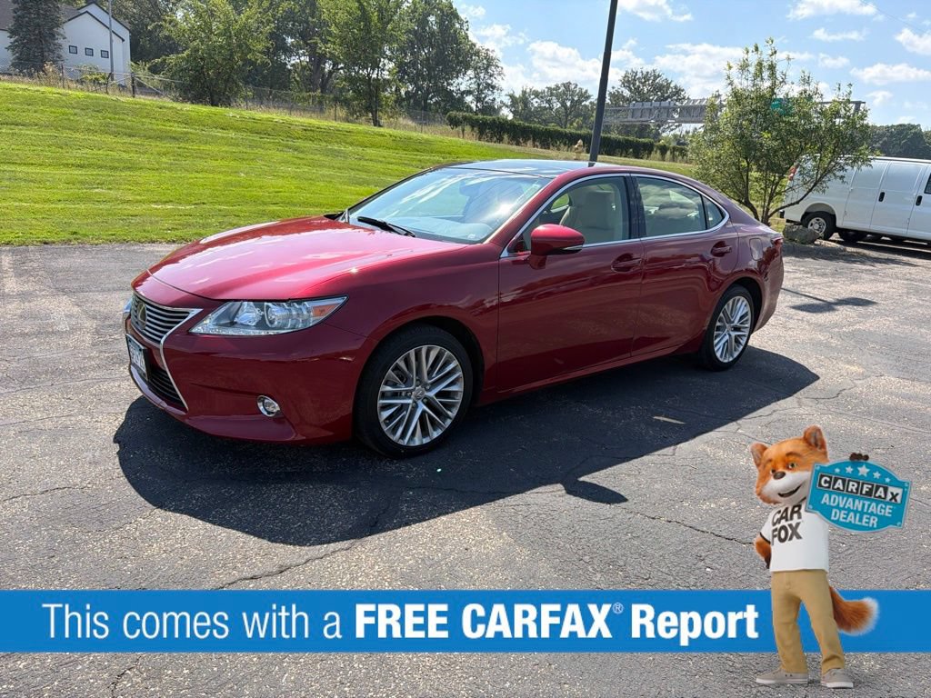 Used 2015 Lexus ES 350 w/ Ultra Luxury Package FWD image 2