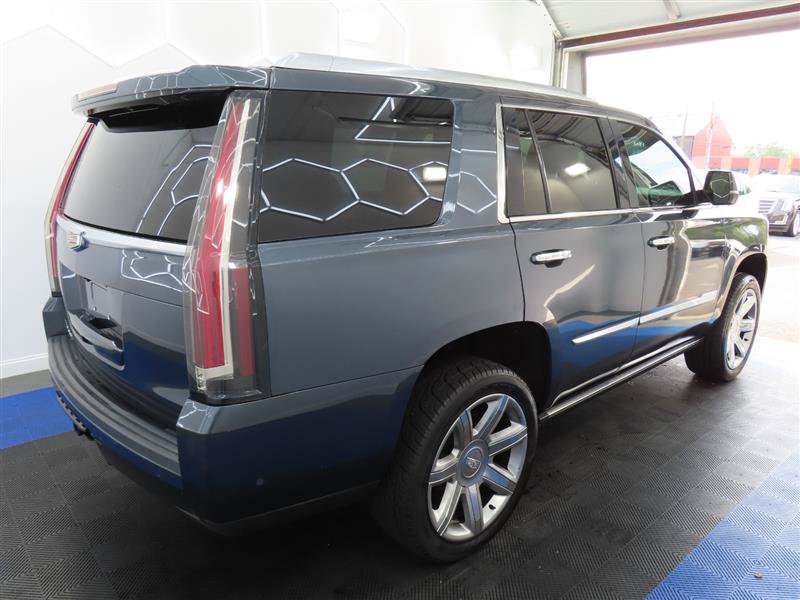 Used 2020 Cadillac Escalade Premium Luxury RWD image 15